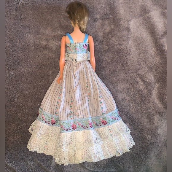 Vintage Barbie Twist and Turn 1966 Brown hair Doll - Picture 3 of 15